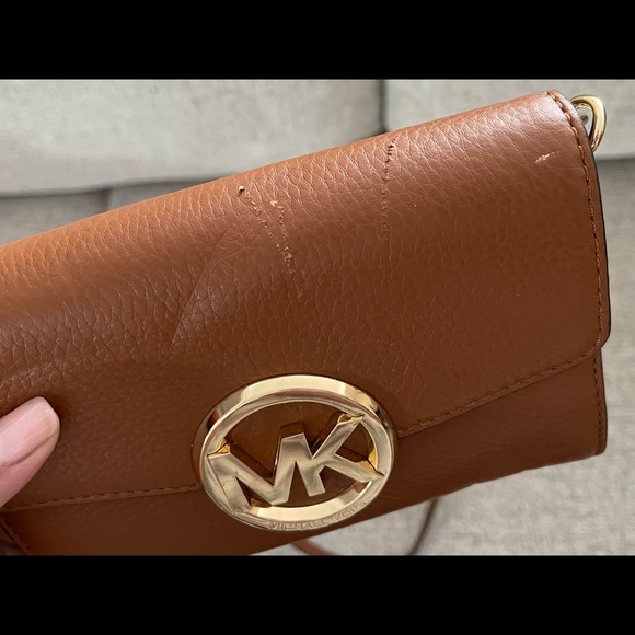 Michael Kors Cross body - Picture 2 of 4